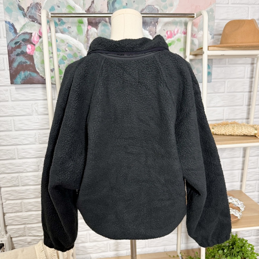 Free People New Hit The Slopes Black Fleece Jacket - Picture 4 of 4
